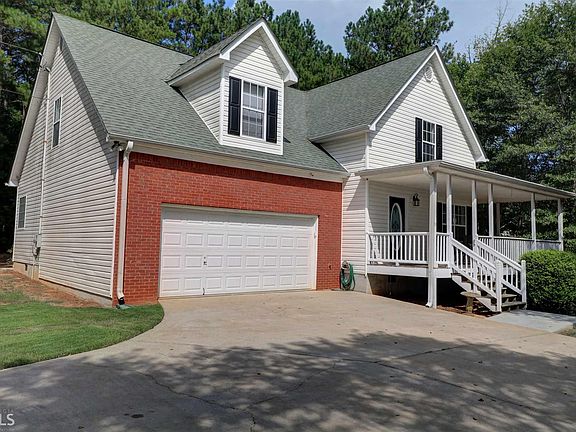 3rd image of 117 Lynnview Ct