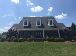 126 Lakeview Pl, Clinton, TN 37716