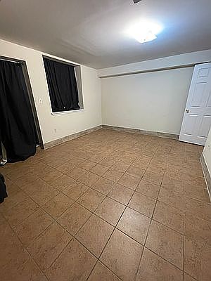 4th image of 2614 Harding Ave Floor 1