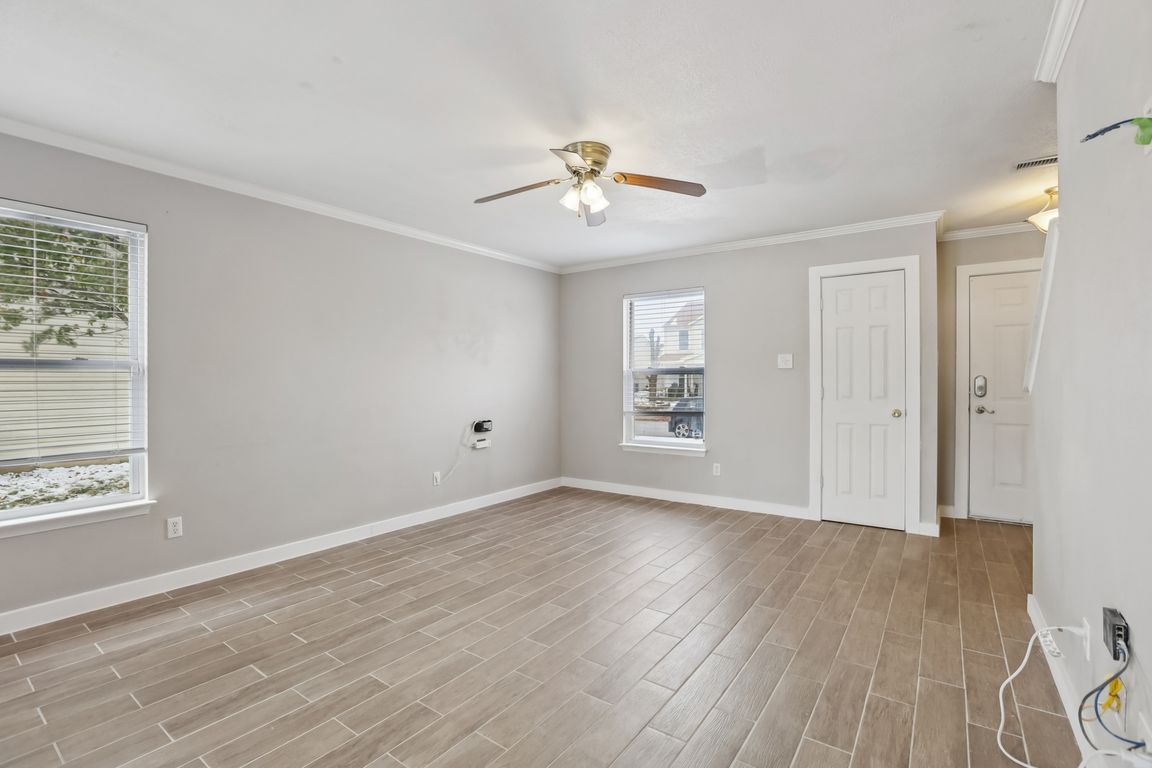 next background image