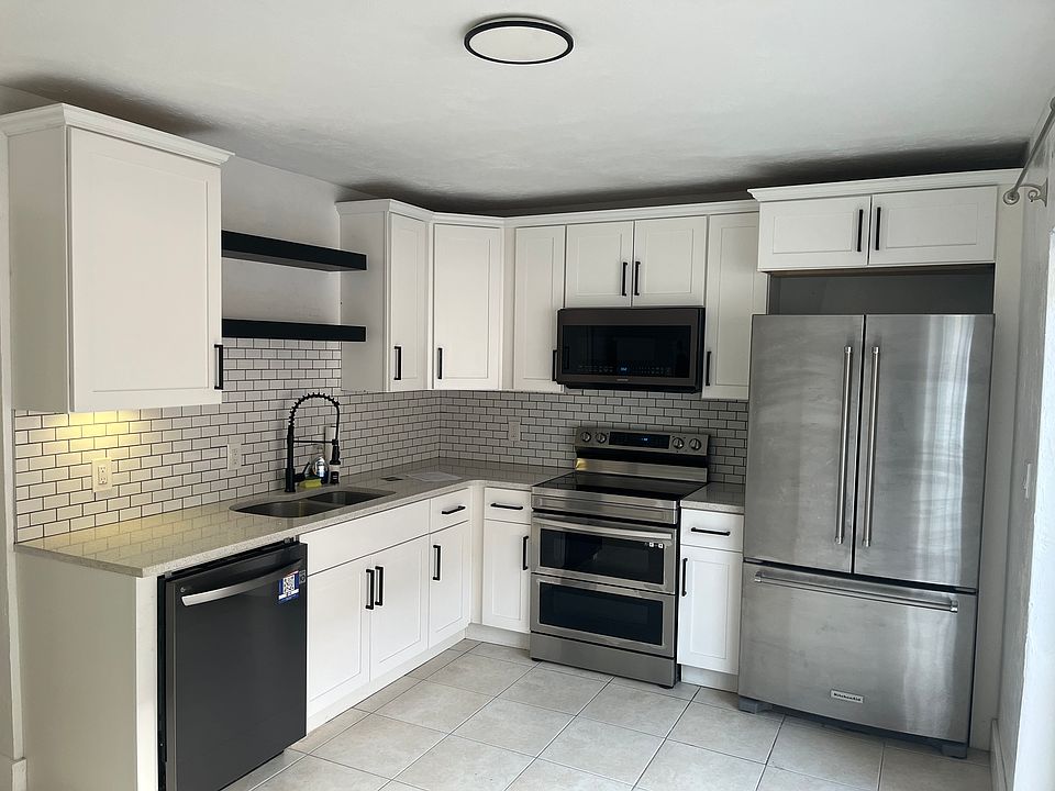 1st image of 1612 Jones St Floor 1612