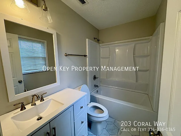 203 Coral Way — Photo 13