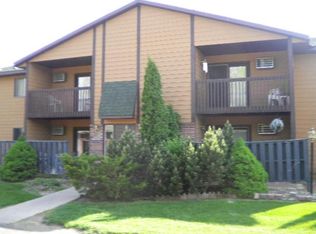 120 Sarah Ln, Somerset, WI 54025
