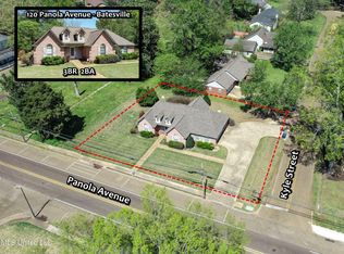 120 Panola Ave, Batesville, MS 38606