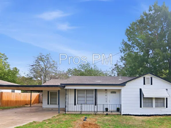 2412 N Carroll Blvd, Denton, TX 76201