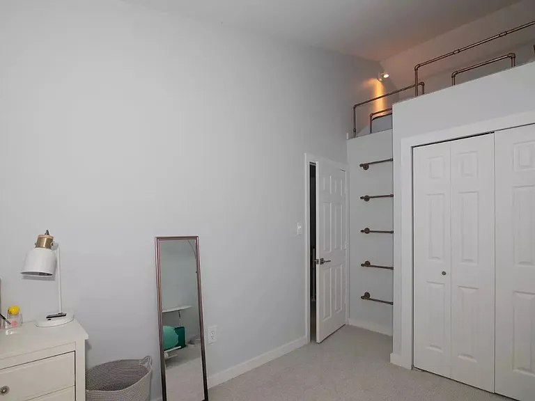 15798 Widewater Dr — Photo 15