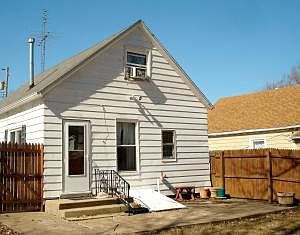 5th image of 104 Miller Ave