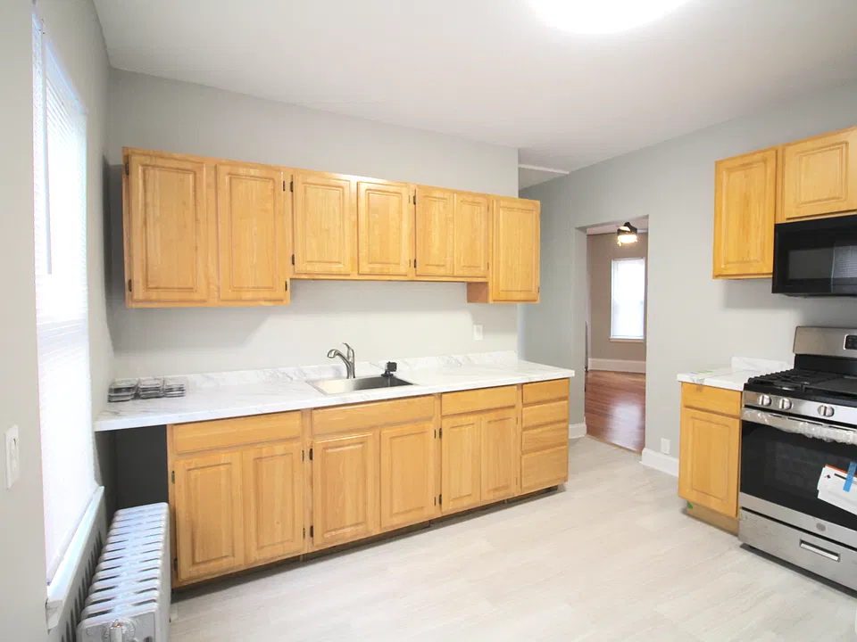 27 Spaulding St #27