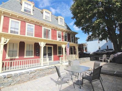 43 Farewell St, Newport, RI, 02840