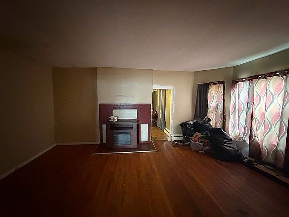 4th image of 334-336 Blue Hills Ave