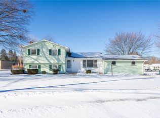 177 Kings Ln, Rochester, NY 14617