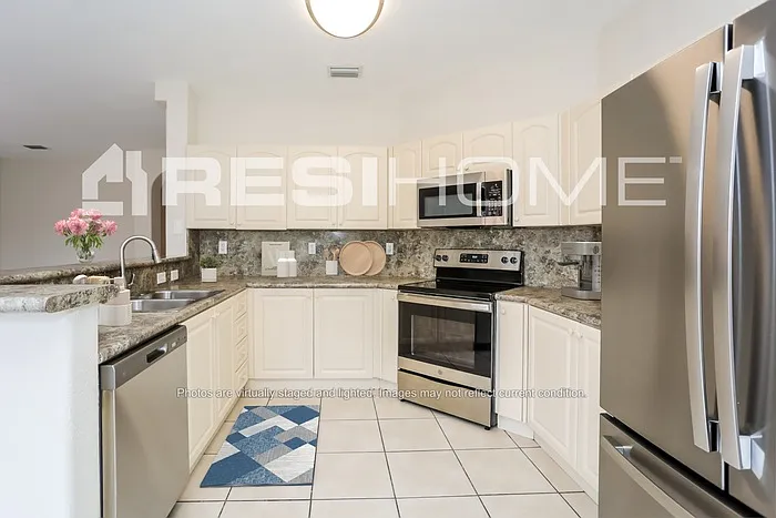 4 bed, 3.5 bath, 3056 sqft, $4,675 — Photo 4