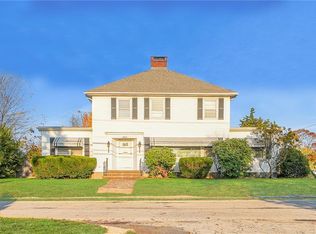 505 Woodward Rd, North Providence, RI 02904