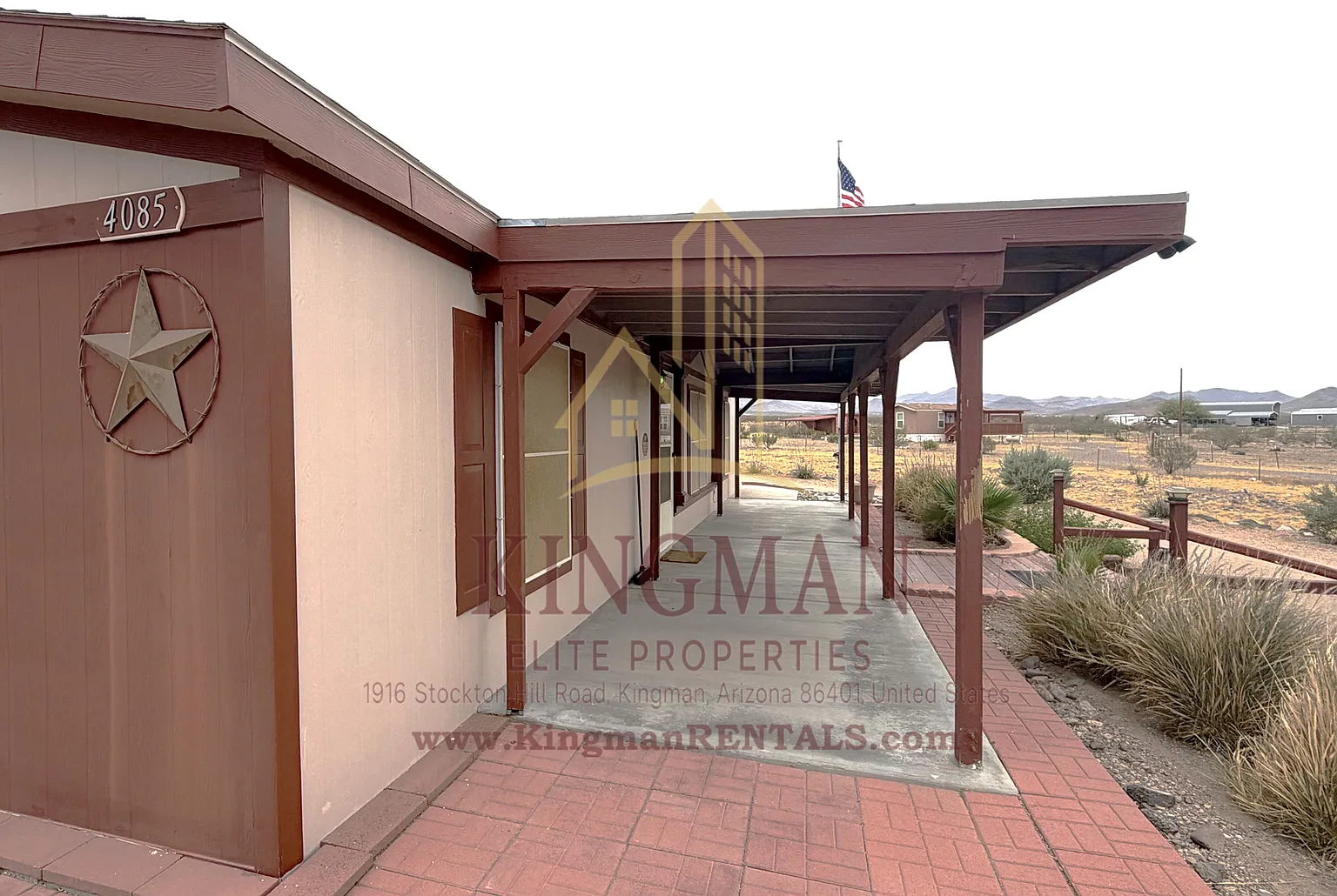 Peaceful Country Living with Spectacular Views — Photo 4