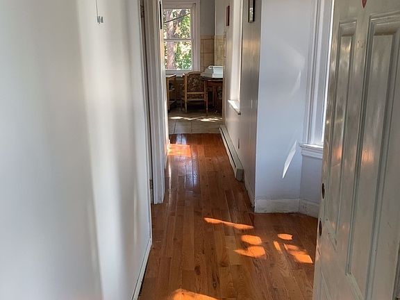 2nd image of 1307 W Rockland St APT 4