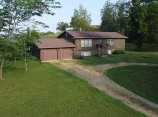 6202 S Elmoville Rd, Stockton, IL 61085