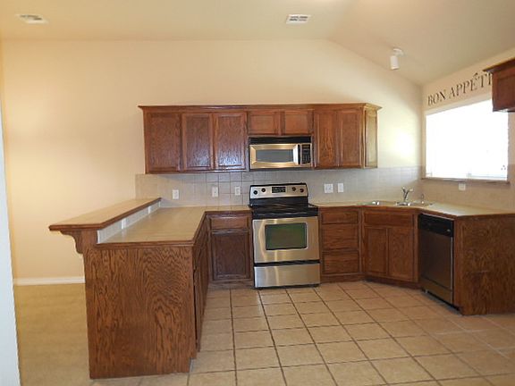 5th image of 1421 Teakwood Dr