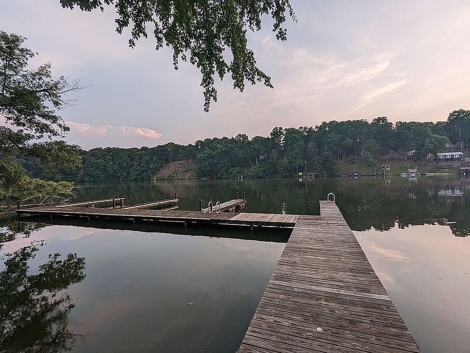 1st image of 123 Oakfair Dr