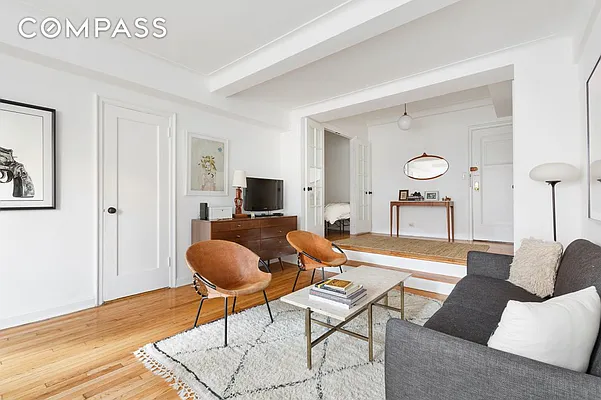 Sold by Compass | media 10