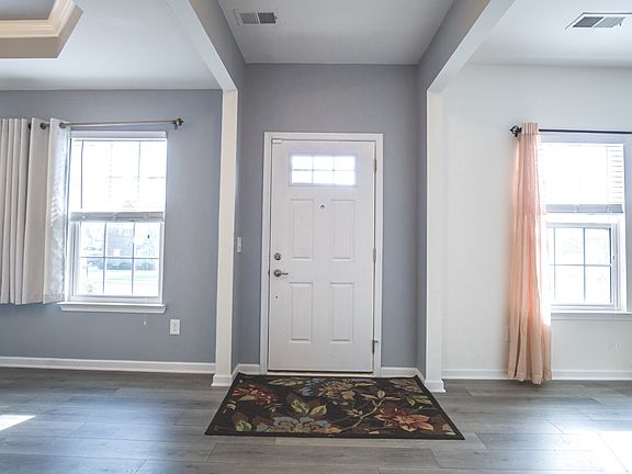 4th image of 3120 Firerock Dr
