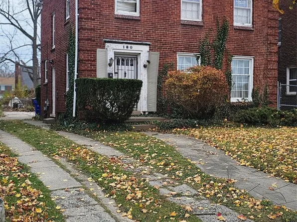 180 Lenox St NE, Detroit, MI 48215