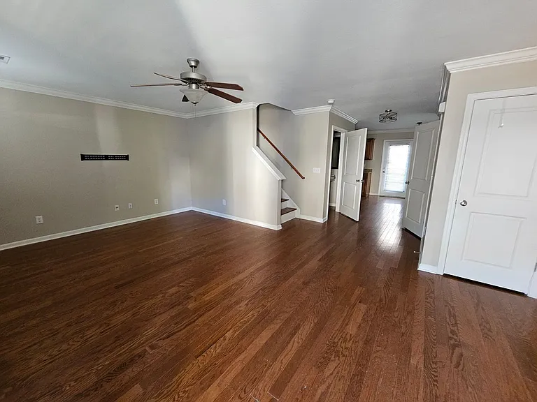 165 Canal Place Cir — Photo 2