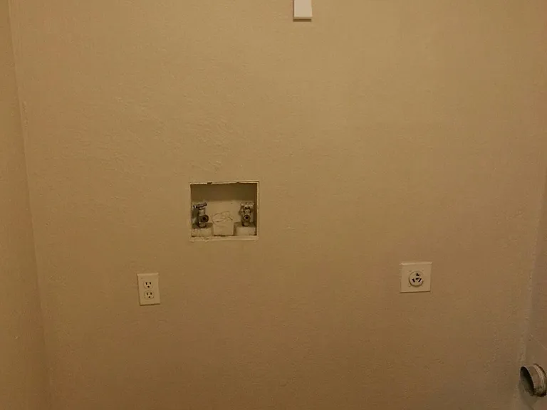 640 S Rogers Rd #646 — Photo 15