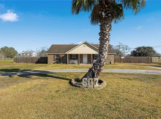 607 Celia St, Woodsboro, TX 78393