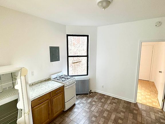 2nd image of 344 E 62nd St #6D