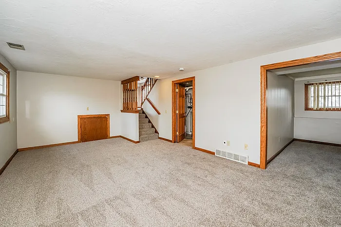 6443 Chase Dr — Photo 2