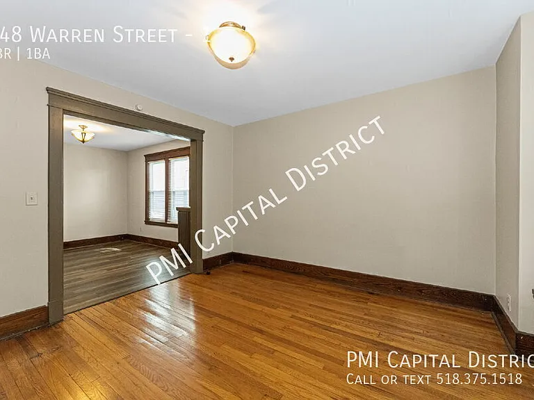 548 Warren St #1 — Photo 8