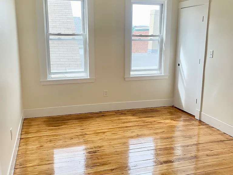 21 Macarthur St #3 — Photo 8