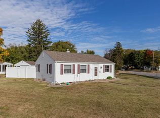 1223 37th Street Ct, Moline, IL 61265