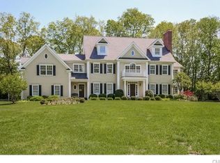 22 Hanford Ln, Wilton, CT 06897