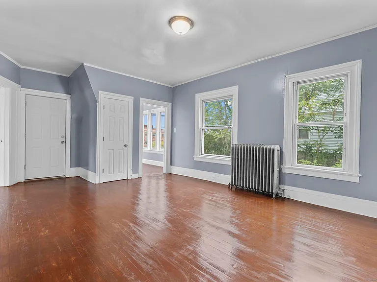 1105 N Main St #1 — Photo 8