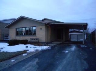 3625 W Benck Dr, Alsip, IL 60803