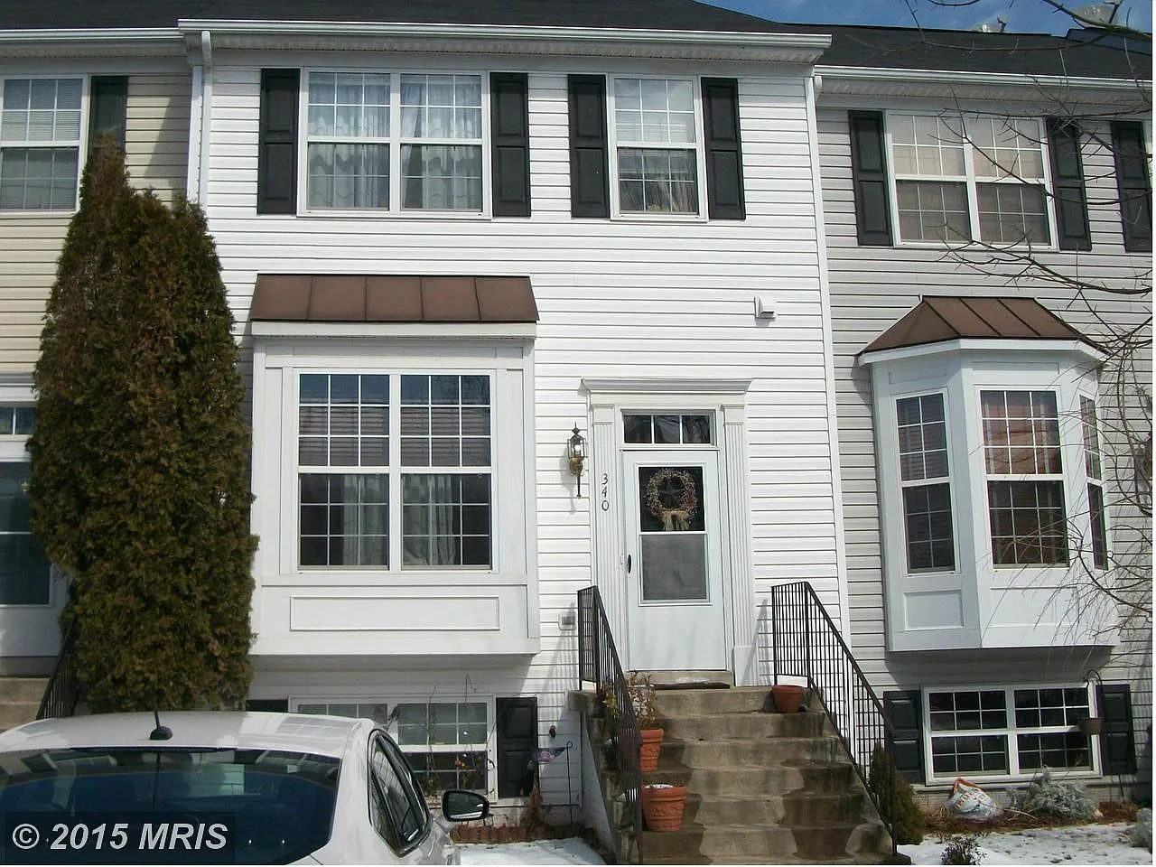 340 Snyder Ln photo 1