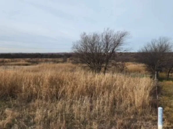 23072 E 1647th Rd, Snyder, OK 73566