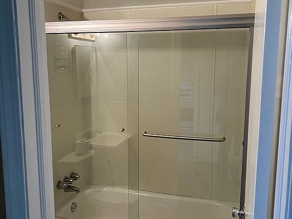 4th image of 6408 Saint Clair Ave #2