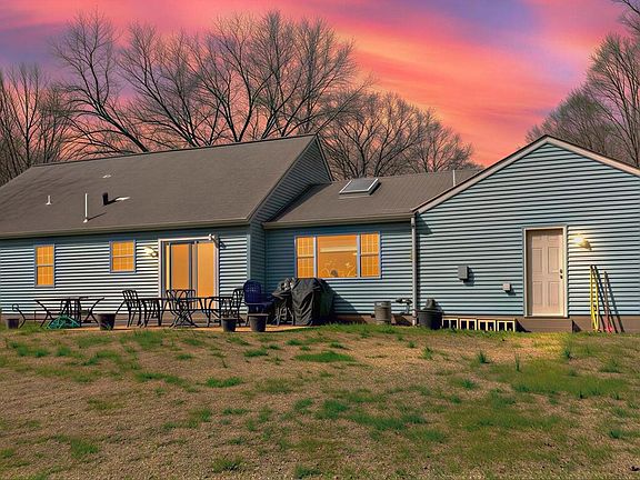 2nd image of 30150 Huntt Rd
