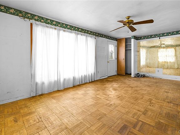 5th image of 8094 Buena Vista Dr