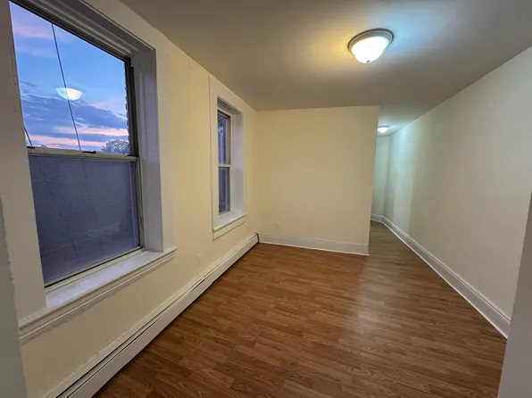 4306 Kennedy Boulevard image 2 of 11