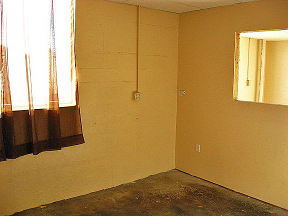 5th image of 465 Whittier St