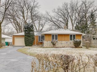 1711 W Mill Rd, Glendale, WI 53209