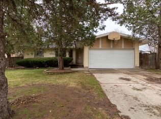 5115 Geraldine Dr, Lansing, MI 48917