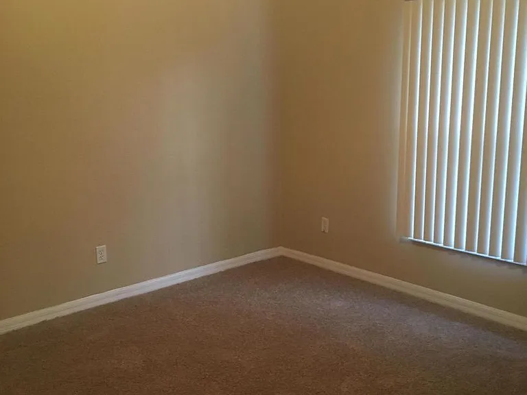 154 Bamboo Ave SE — Photo 6