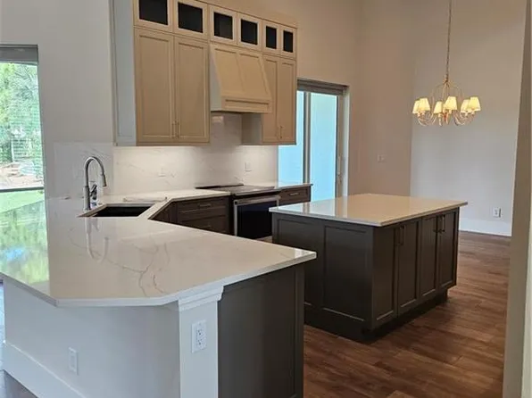 6391 Old Mahogany CT, NAPLES, FL 34109