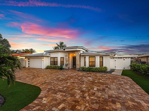 2nd image of 680 NE Harbour Drive