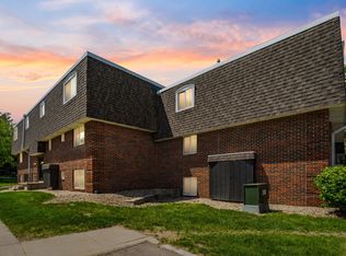 Spacious 1, 2 & 3 Bedroom Apartments Available, Waterloo, IA 50701