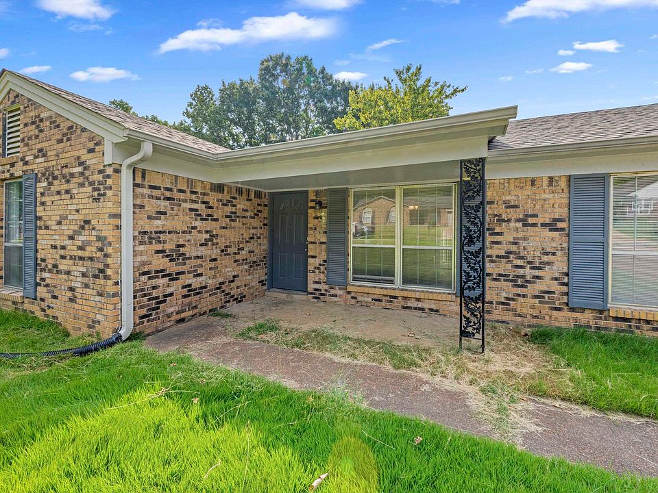 1st image of 5269 Yellowood Rd